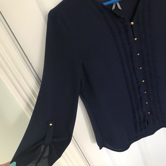 Dark blue dynamite shirt ALL TOPS 3/20$! - Picture 2 of 3